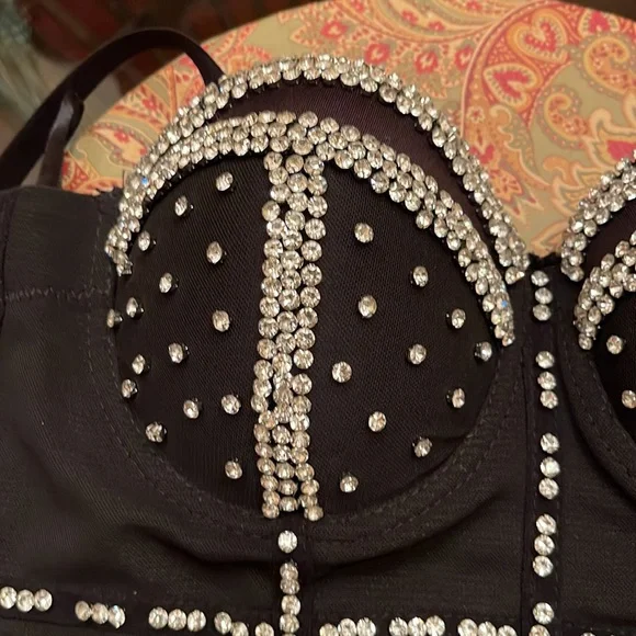Rhinestone sexy girls night out on the town top. This is preowned hardy used. - Picture 8 of 9